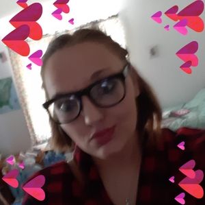 Meet your Posher, Casey